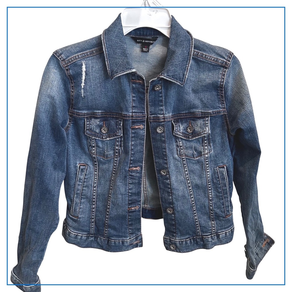 Rock and Republic Distressed Denim Jacket Blue Wash Button Front Size S‎